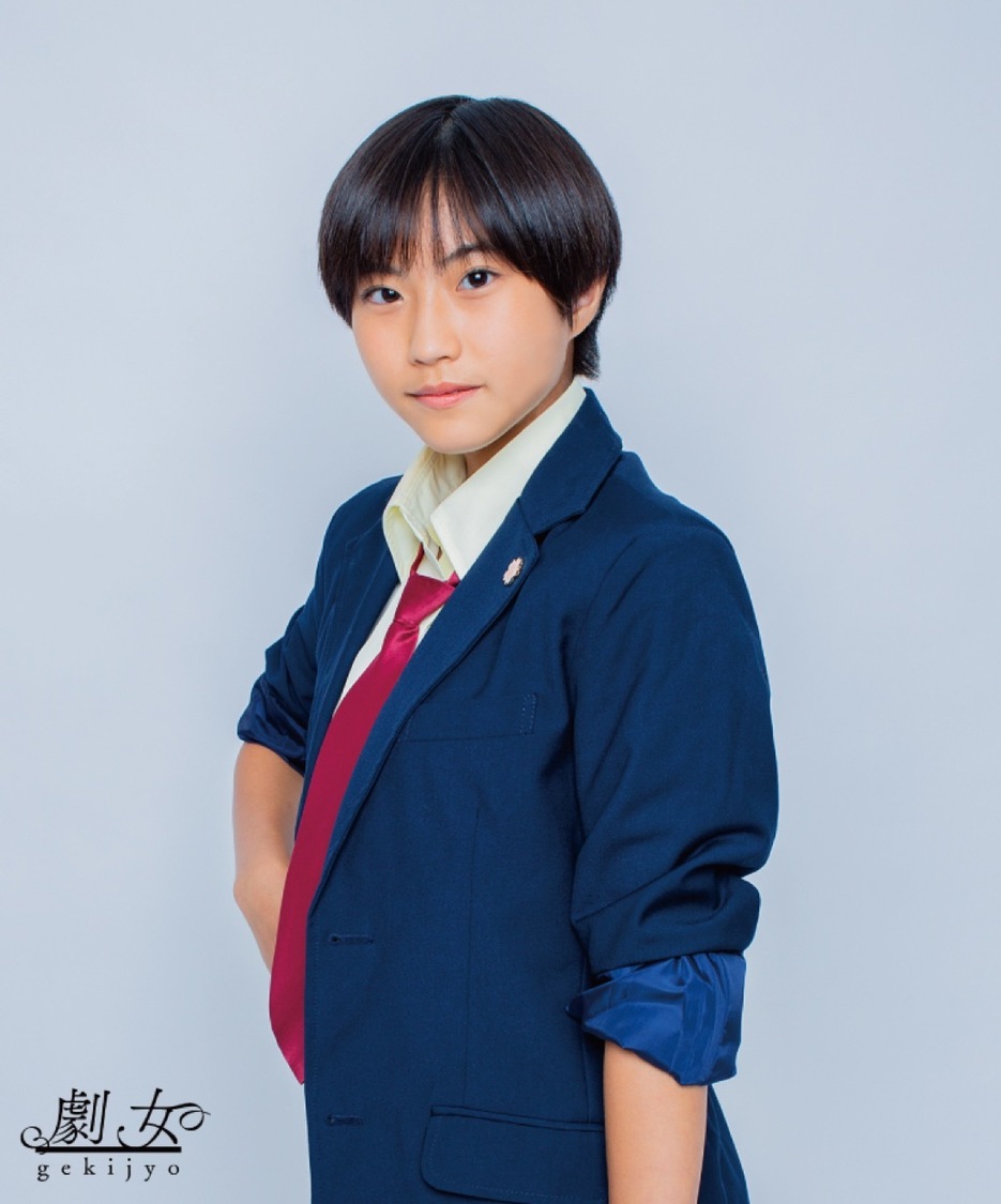 伊坂しをん（演:吉田姫杷）