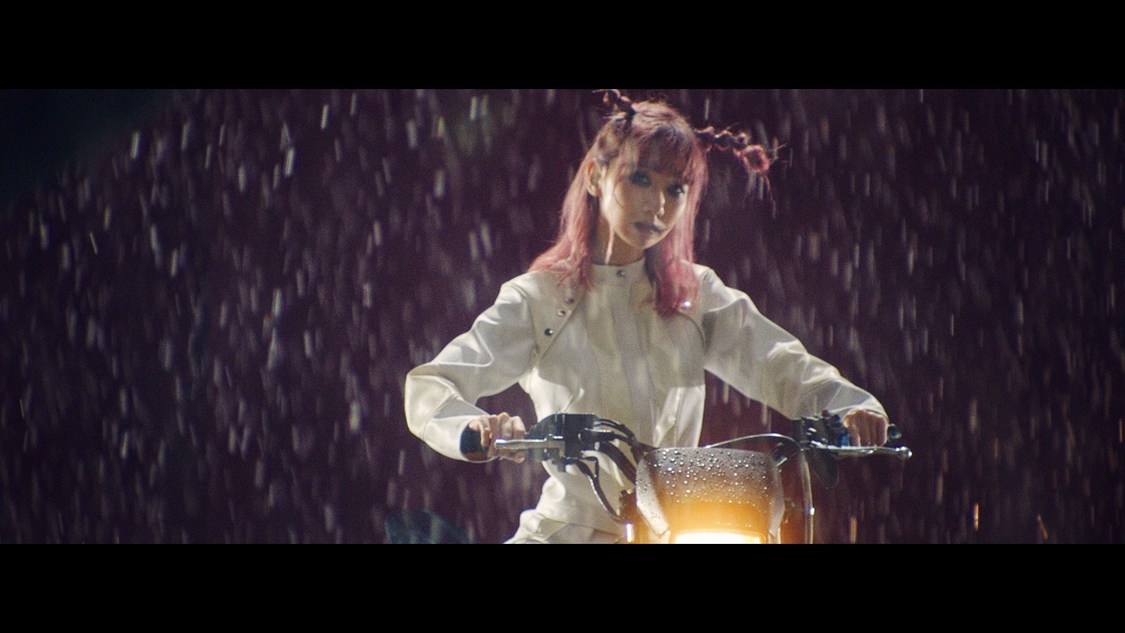 「柏木由紀なりのASP -AGAiNST THE WORLD-」MVより