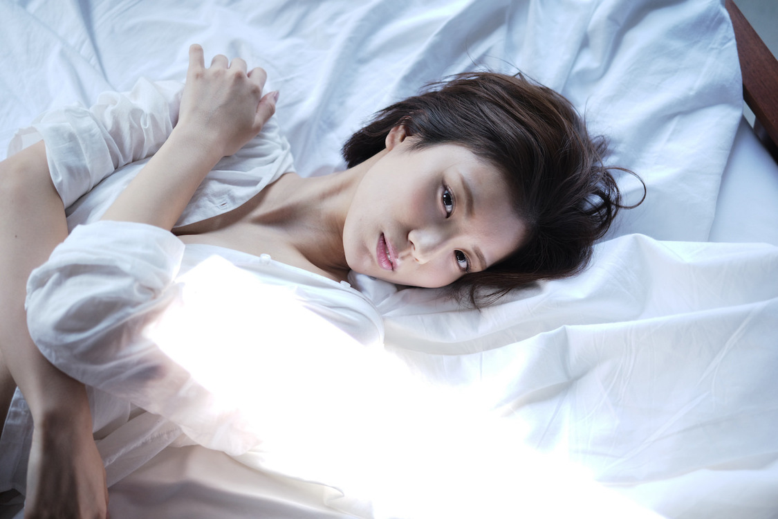 ＜小林れい×福島裕二写真展『完全変態-Holometabolism』＞より