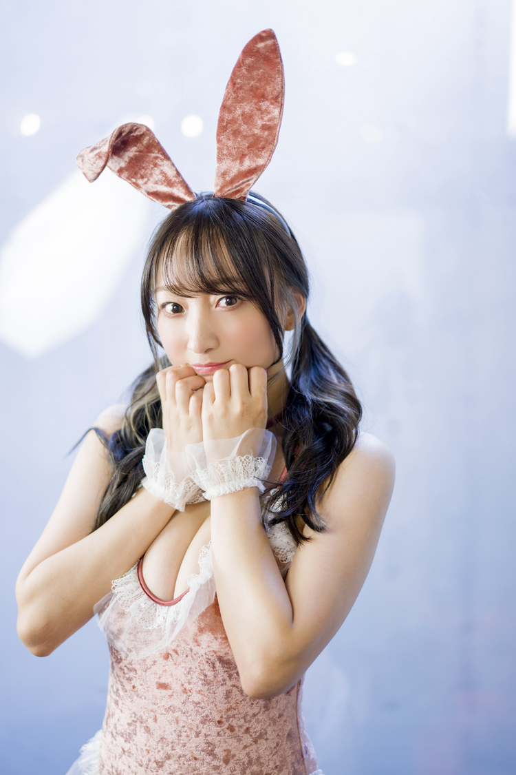 愛森ちえ デジタル写真集『えちうさぎ』より