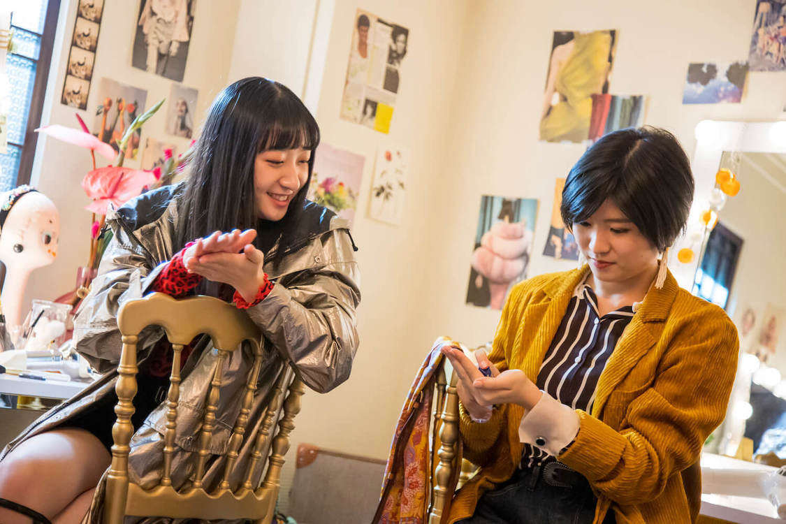 ヘアサロン『LIPPS』新WEB動画メイキング画像より