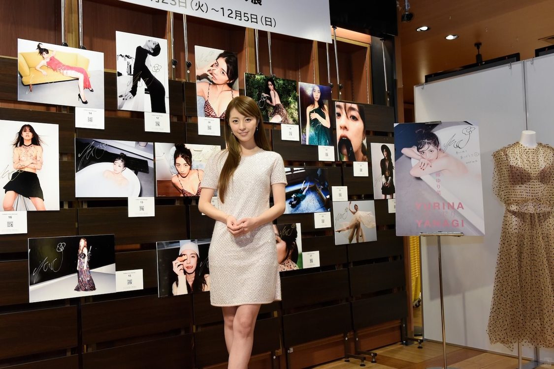 柳ゆり菜＜写真集『女っぷり』発売記念 特典会＞タワーレコード 渋谷店（2021年11月27日）／撮影：山本佳代子