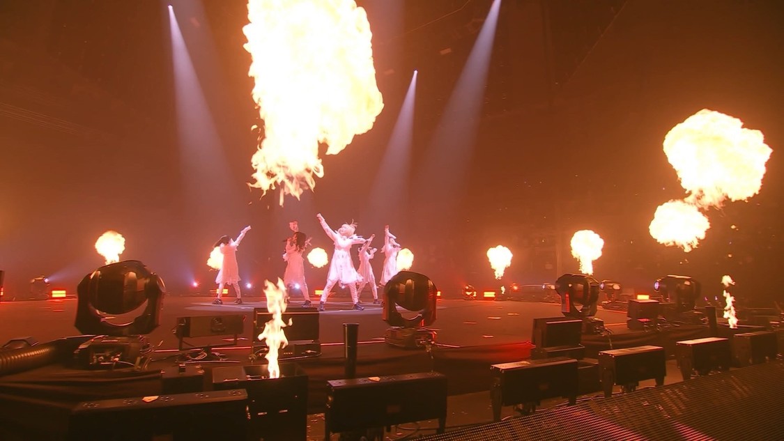 EMPiRE「RiGHT NOW」＜EMPiRE’S SUPER ULTRA SPECTACULAR SHOW＞ライブ映像より