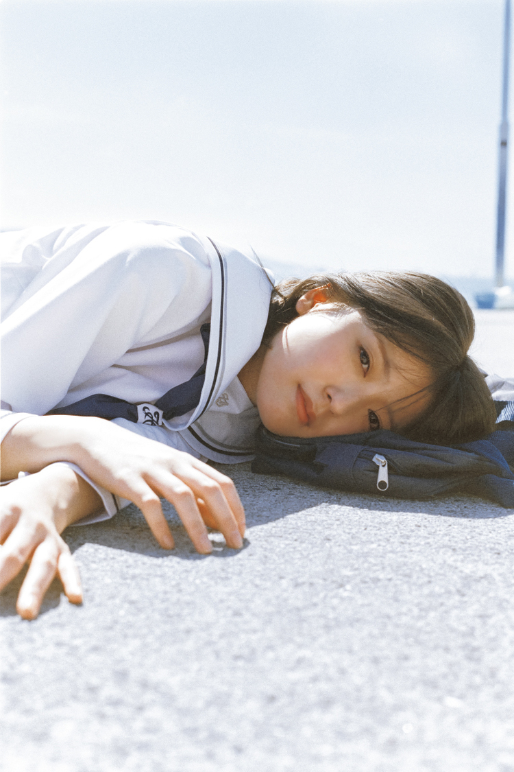 工藤美桜（©HIROKAZU／週刊ヤングジャンプ）