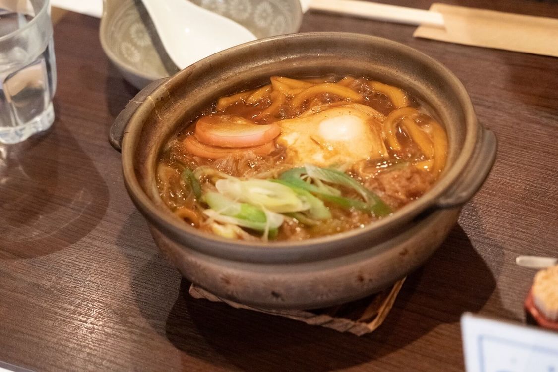 ドラマ『黙食女子』第1話場面写真