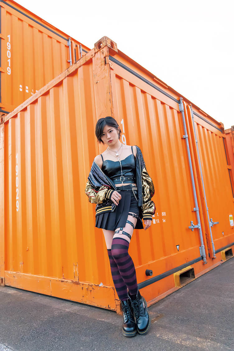 モーニング娘。’21 加賀楓 3rd写真集『メープルシュガー』より