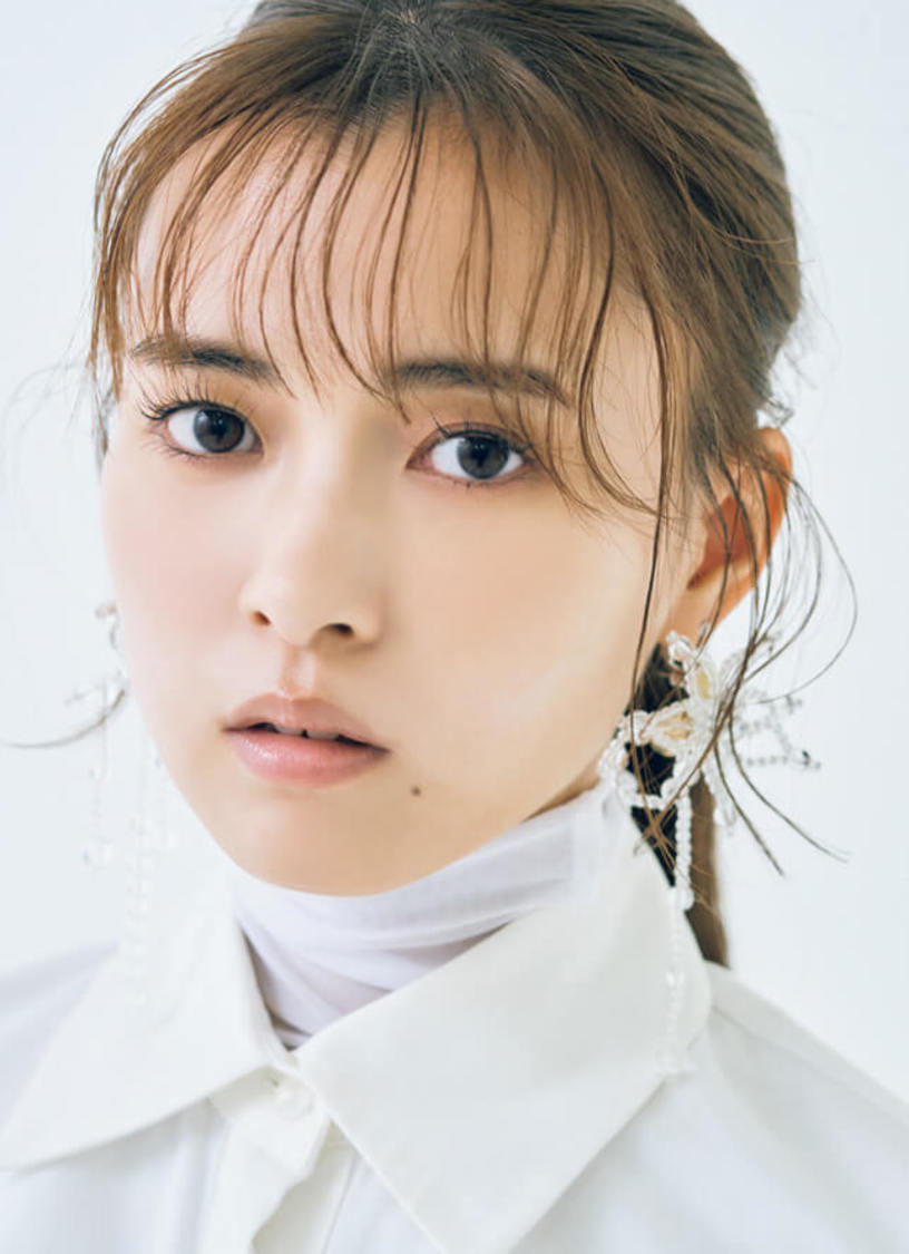 新條由芽『bis』2022年1月号より