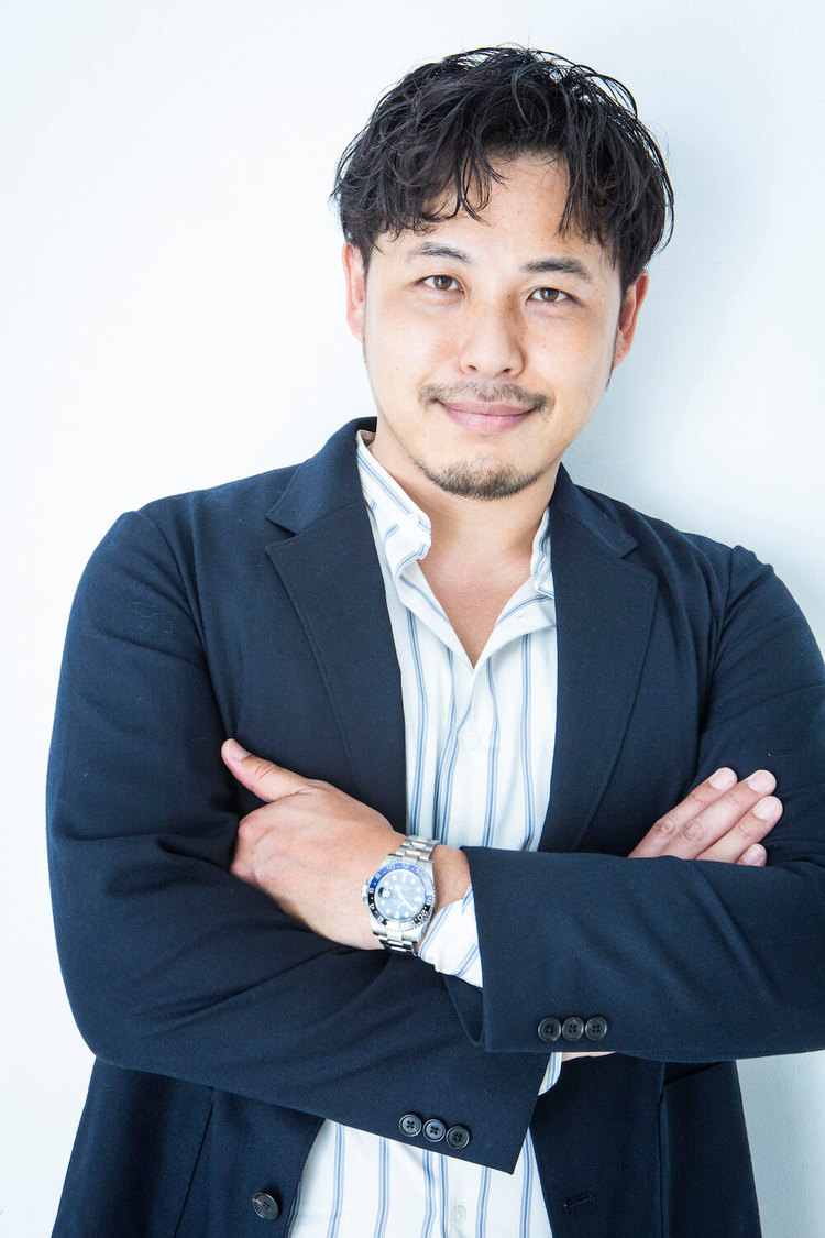 平子祐希（アルコ＆ピース）（©RCC BROADCASTING CO.,LTD. All rights reserved.）