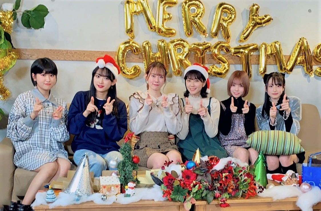 （左から）髙橋彩香（長野県代表）、歌田初夏（愛知県代表）、服部有菜（岐阜県代表）、清水麻璃亜（群馬県代表）、髙橋彩音（埼玉県代表）、川原美咲（佐賀県代表） 