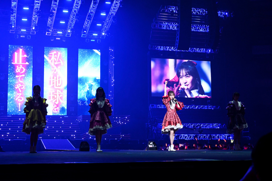 ももいろクローバーZ＜ももいろクリスマス2021 ～さいたまスーパーアリーナ大会～＞さいたまスーパーアリーナ（2021年12月8日／撮影：高田真希子）