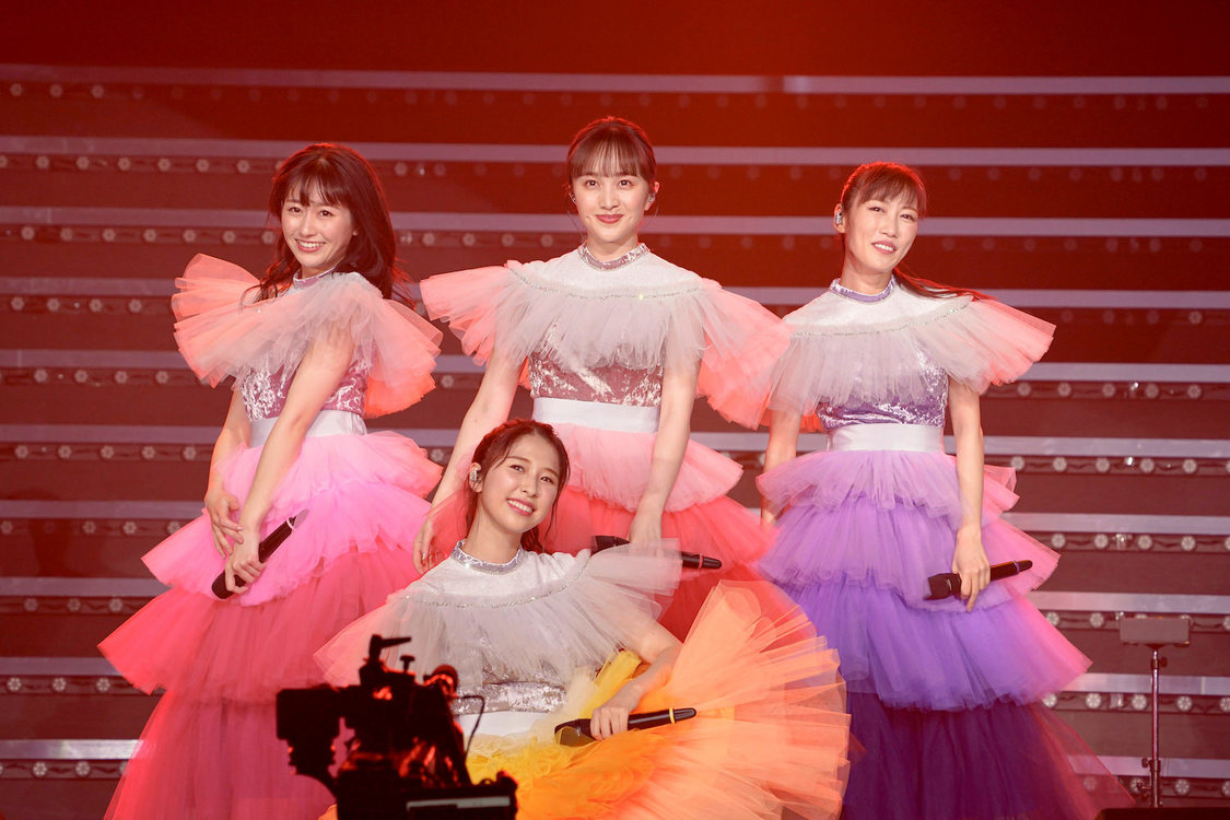 ももいろクローバーZ＜ももいろクリスマス2021 ～さいたまスーパーアリーナ大会～＞さいたまスーパーアリーナ（2021年12月8日／撮影：上飯坂一）