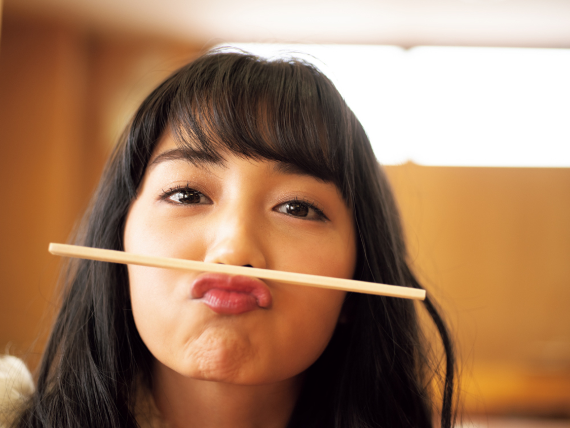 『黒木ひかり1st写真集 現在地→卒業』（徳間書店）　撮影:佐賀章広