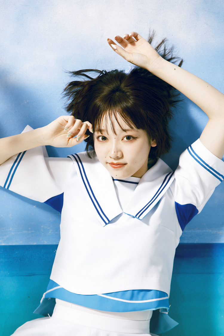 月ノウサギ（PARADISES）