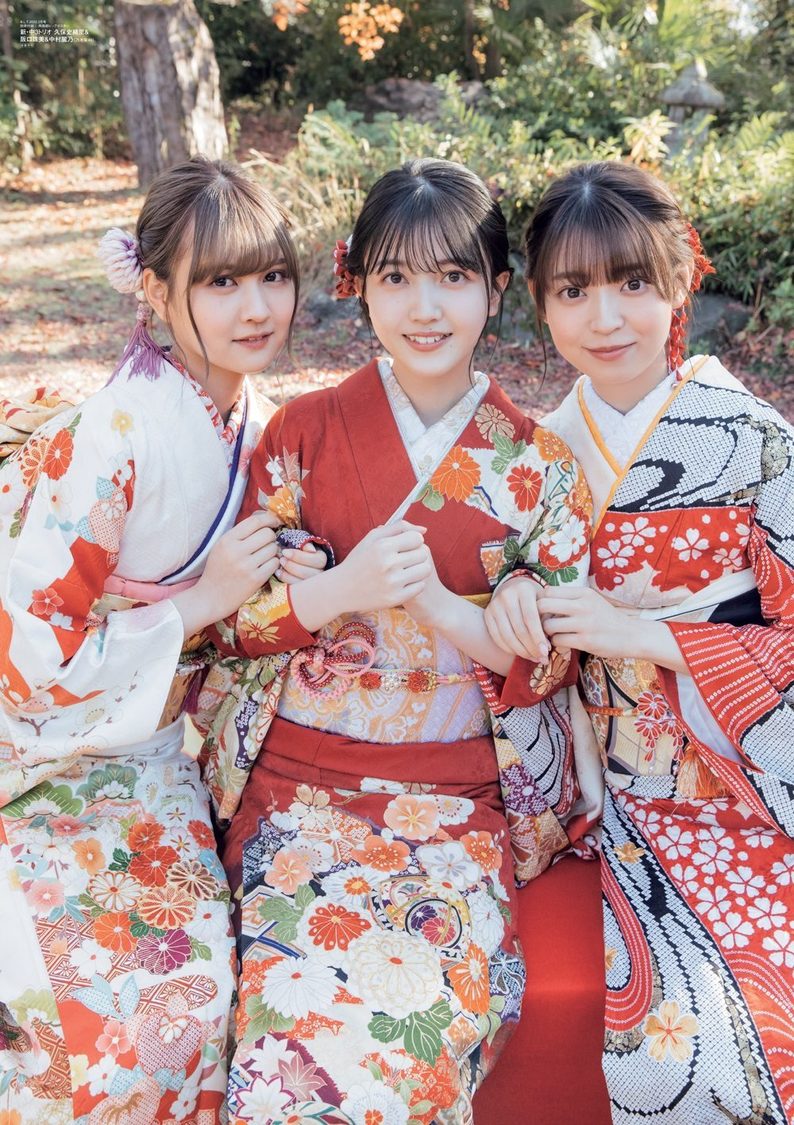 『B.L.T.2022年2月号』別冊付録1.：新・中3トリオ 久保史緒里、 阪口珠美、 中村麗乃 両面超ビッグポスター（表）