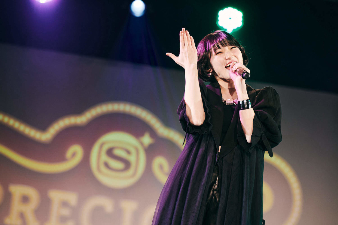 宮本佳林『スペシャプラス！precious STAGE 〜宮本佳林〜』より（撮影：曽我美芽）