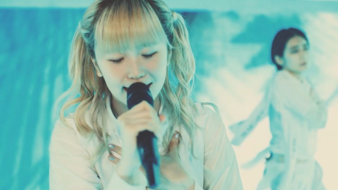 EMPiRE「RiNG to the BRiGHT FUTURE」より