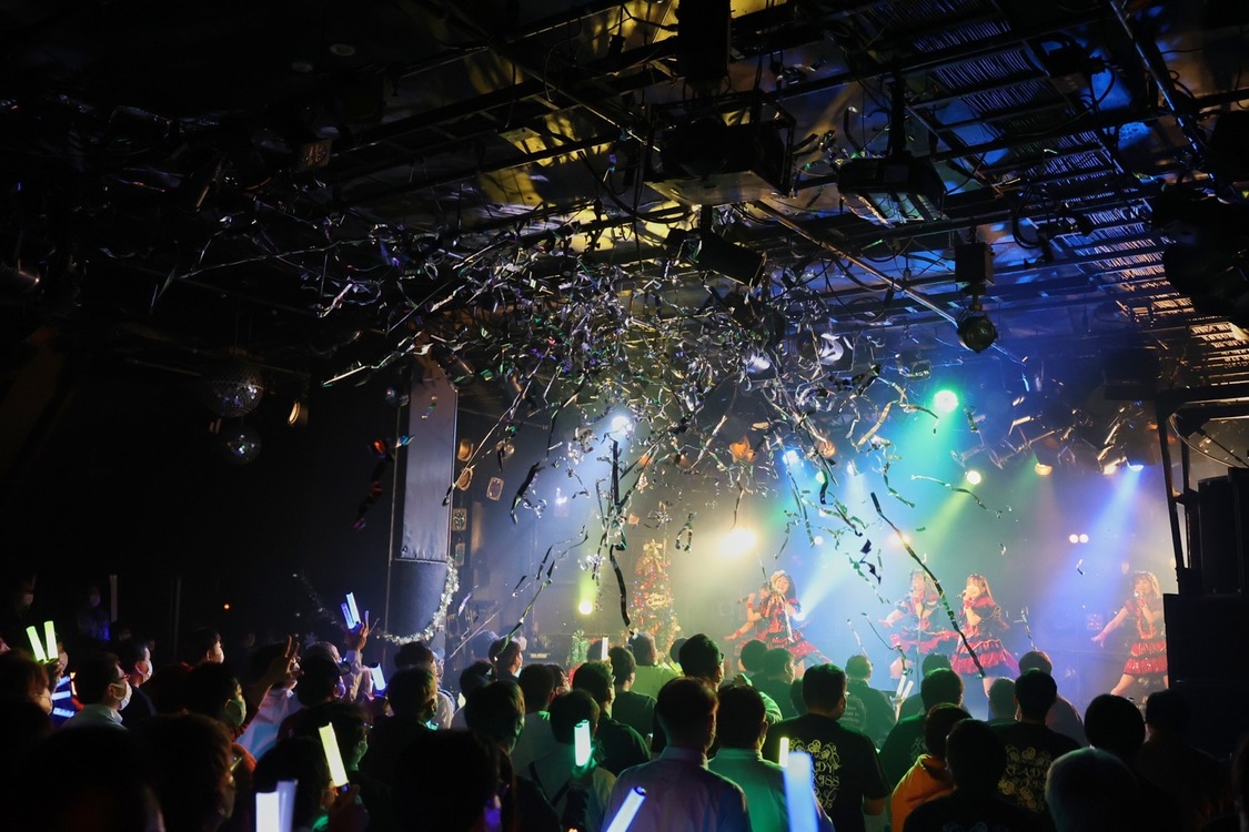 ＜何かがあるかもしれないライブ2021＞2021年12月17日（金） 渋谷CLUB QUATTRO