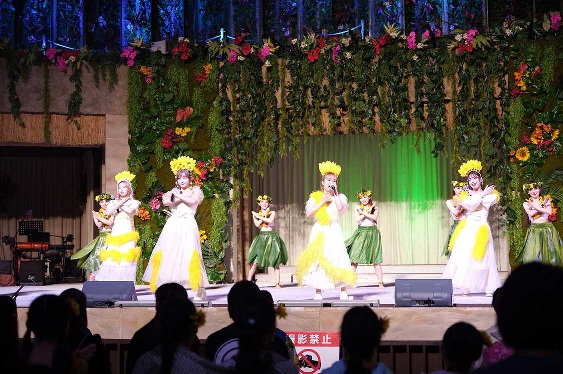 フィロソフィーのダンス　スペシャルライブ＆映画『フラ・フラダンス』トークショー