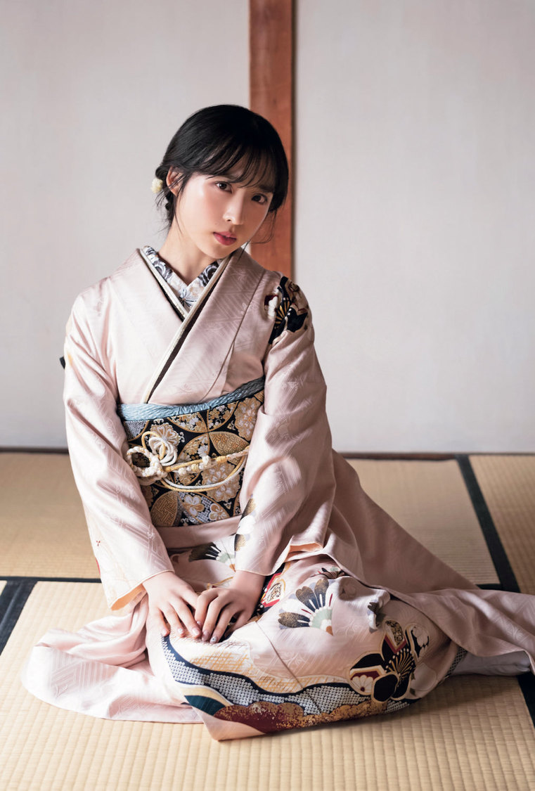 『20±SWEET[トゥエンティ・スウィート] 2022 JANUARY』セブンネットショッピング購入特典ポストカード【小栗有以（AKB48）】