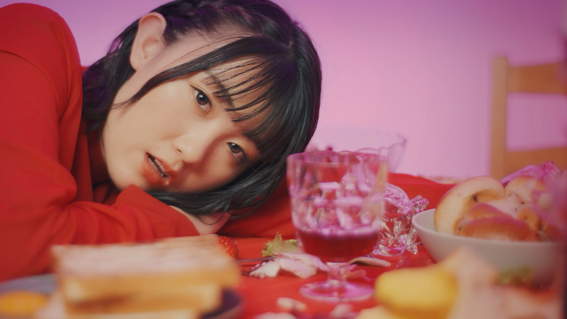 NELN「ストロベリー」MVより