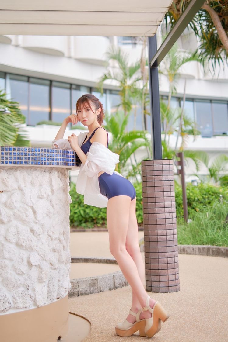 ハニースパイスRe.  桜井まあか1st写真集『まあかのぜんぶ。』（撮影：下山春香）より