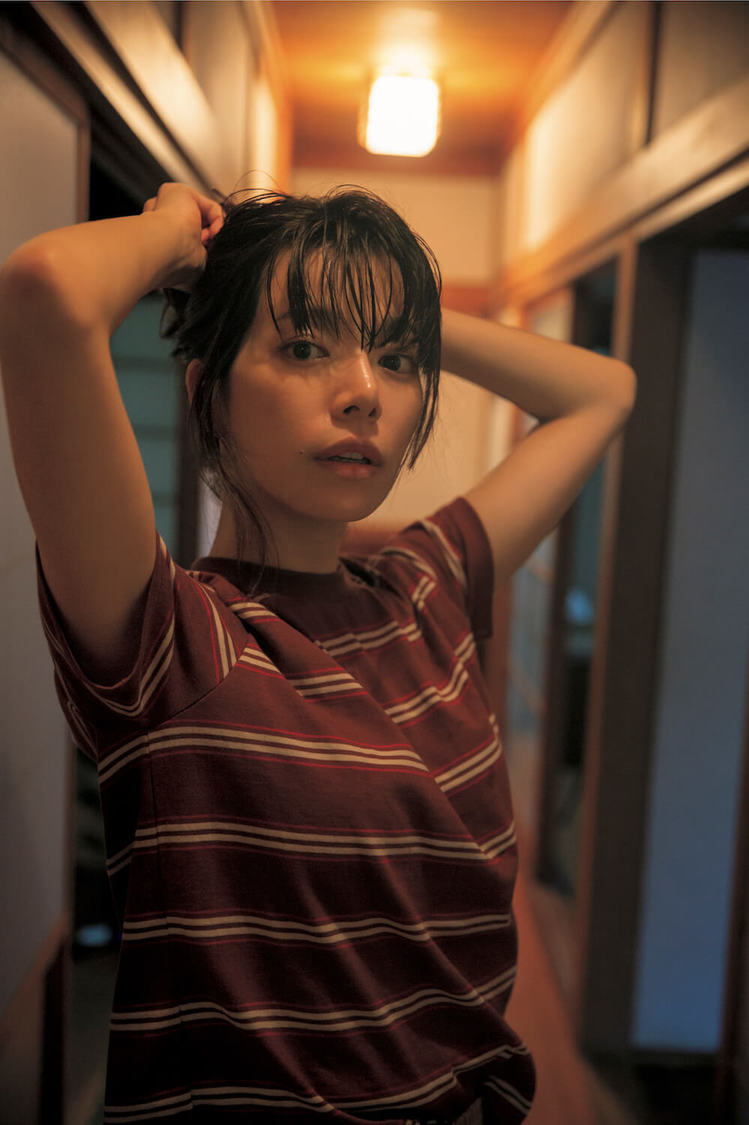 『桜井ユキ ファースト写真集「Lis blanc」（リス・ブロン）』収録カット（©︎SDP）