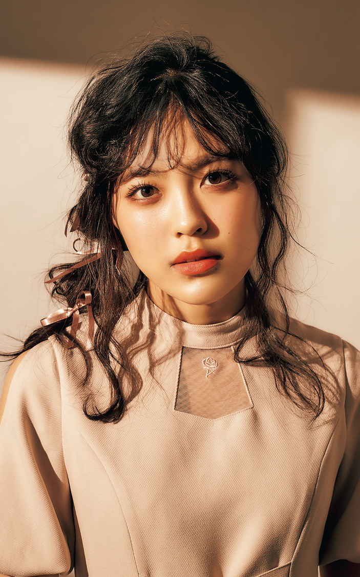 柴田柚菜（乃木坂46 4期生）「AMBIGUOUS HAIR ARRANGE」｜『LARME 039』