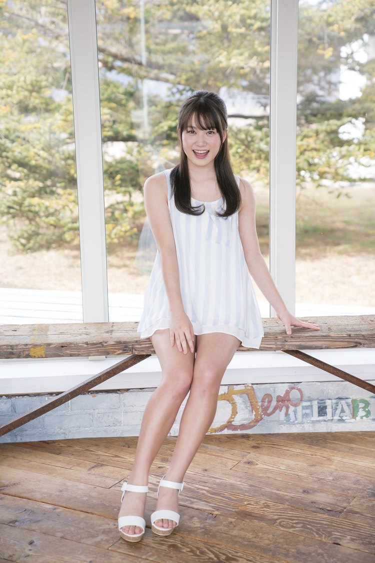 ふわふわ2ndデジタル写真集『もっとふわふわです』（撮影・根本好伸）より