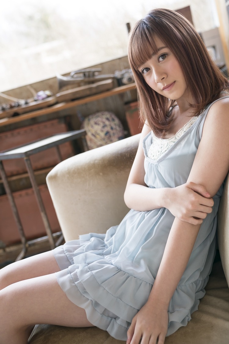 ふわふわ2ndデジタル写真集『もっとふわふわです』（撮影・根本好伸）より