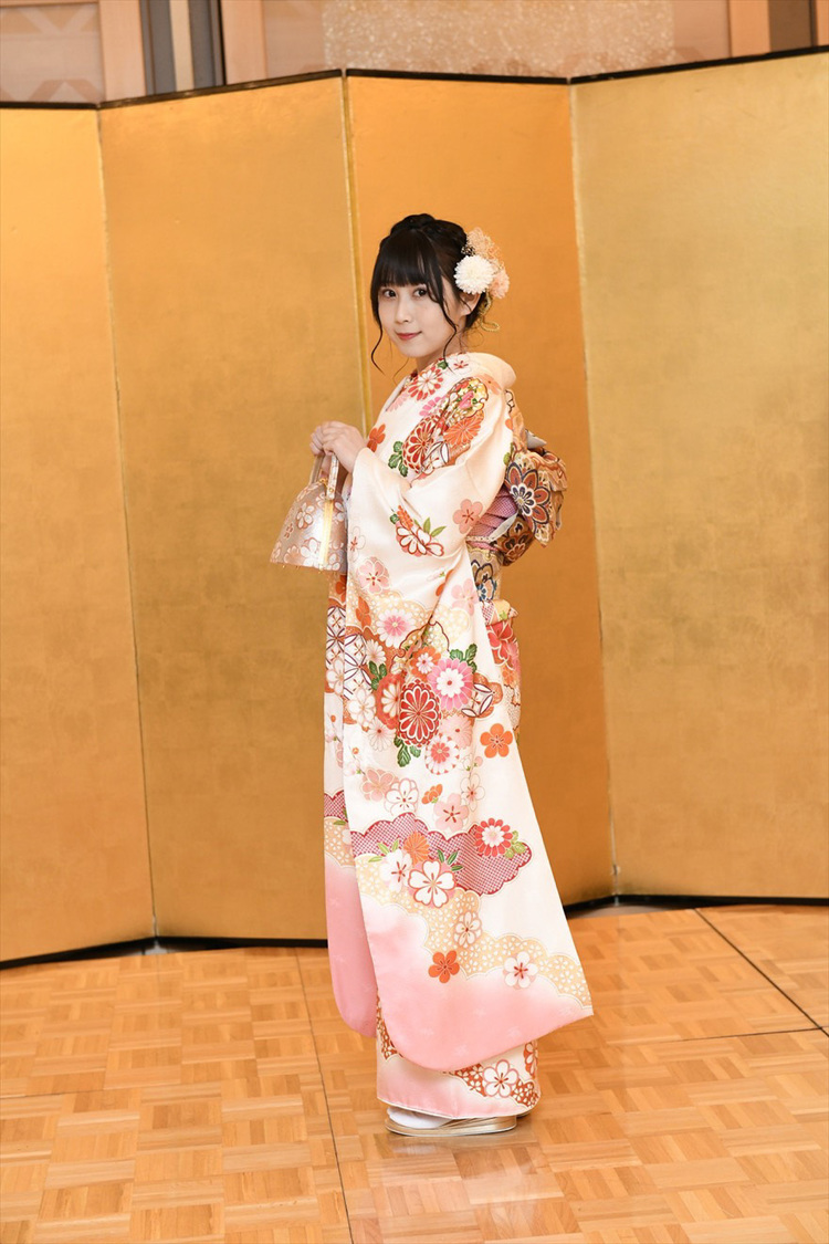 ©2021 Zest, Inc.　衣装協力：(株)清水屋