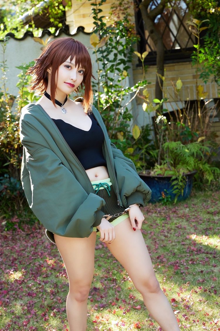 花咲れあ（撮影：Takeo Dec.／ビッグコミックスペリオール）