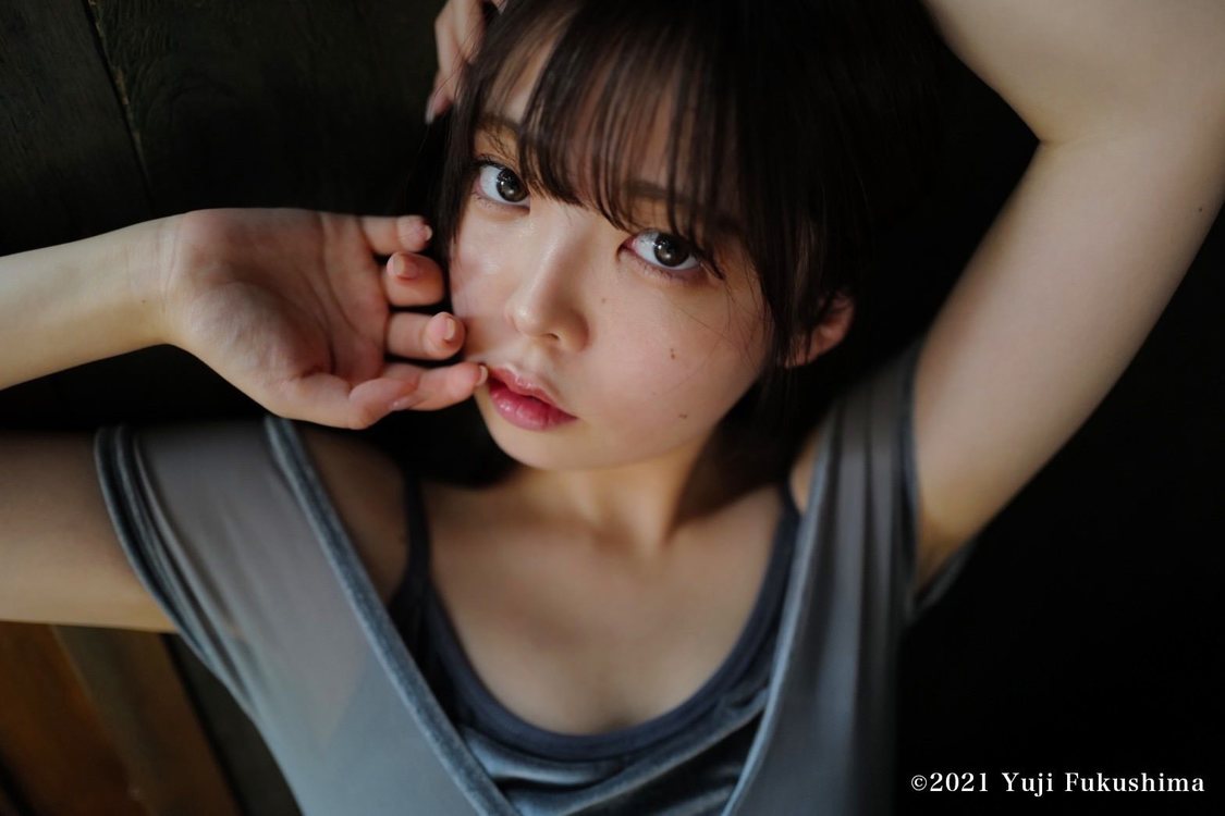 ＜やなぎばころん×福島裕二 写真展 -distortion-＞より