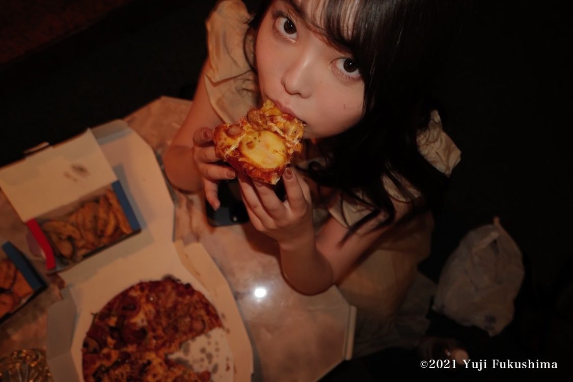 ＜やなぎばころん×福島裕二 写真展 -distortion-＞より