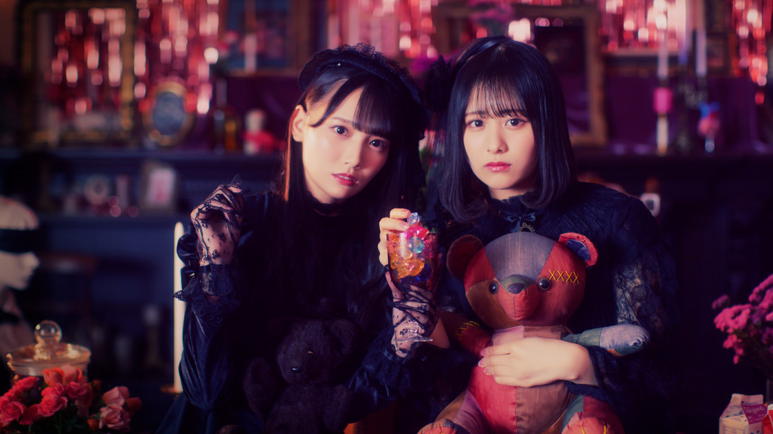 「チョコレートメランコリー」MVより（©YOANI/KING RECORDS）