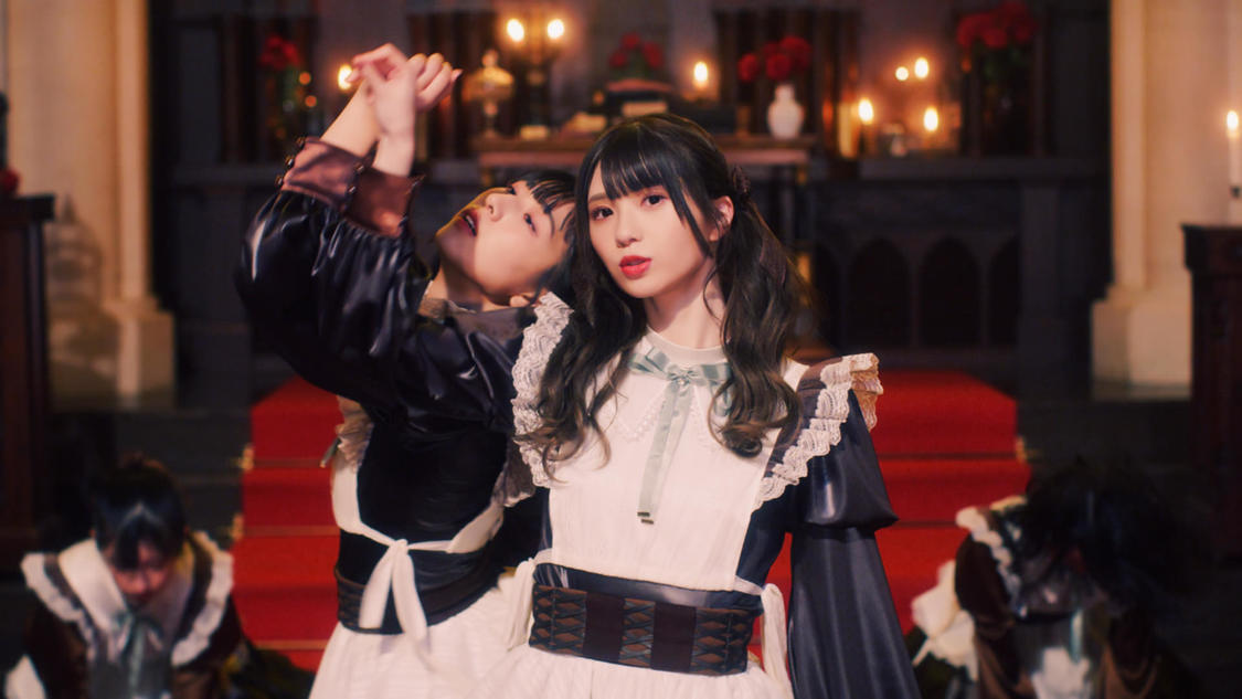 「チョコレートメランコリー」MVより（©YOANI/KING RECORDS）