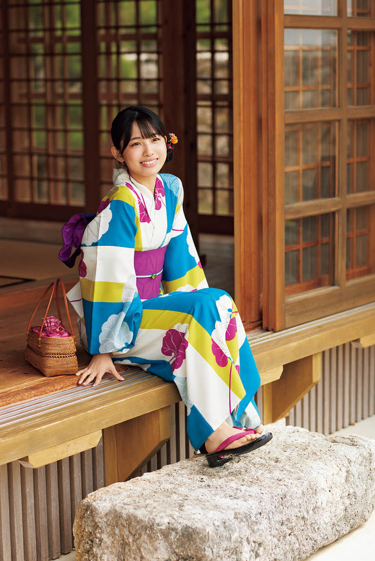 アンジュルム 伊勢鈴蘭1st写真集『Layla』掲載カット（撮影：TOMMY）