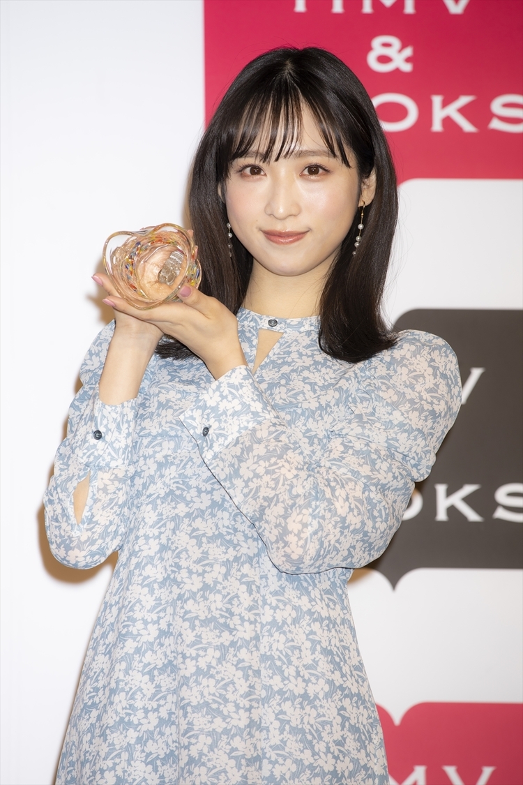 『AKB48小栗有以1st写真集　君と出逢った日から』発売記念会見（撮影：細居幸次郎）