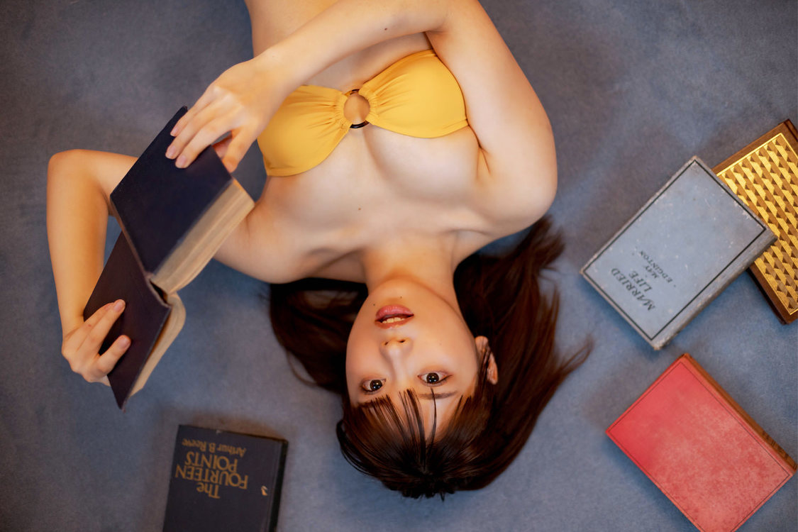 まるぴ（©鈴木ゴータ／講談社『ヤングマガジン』）