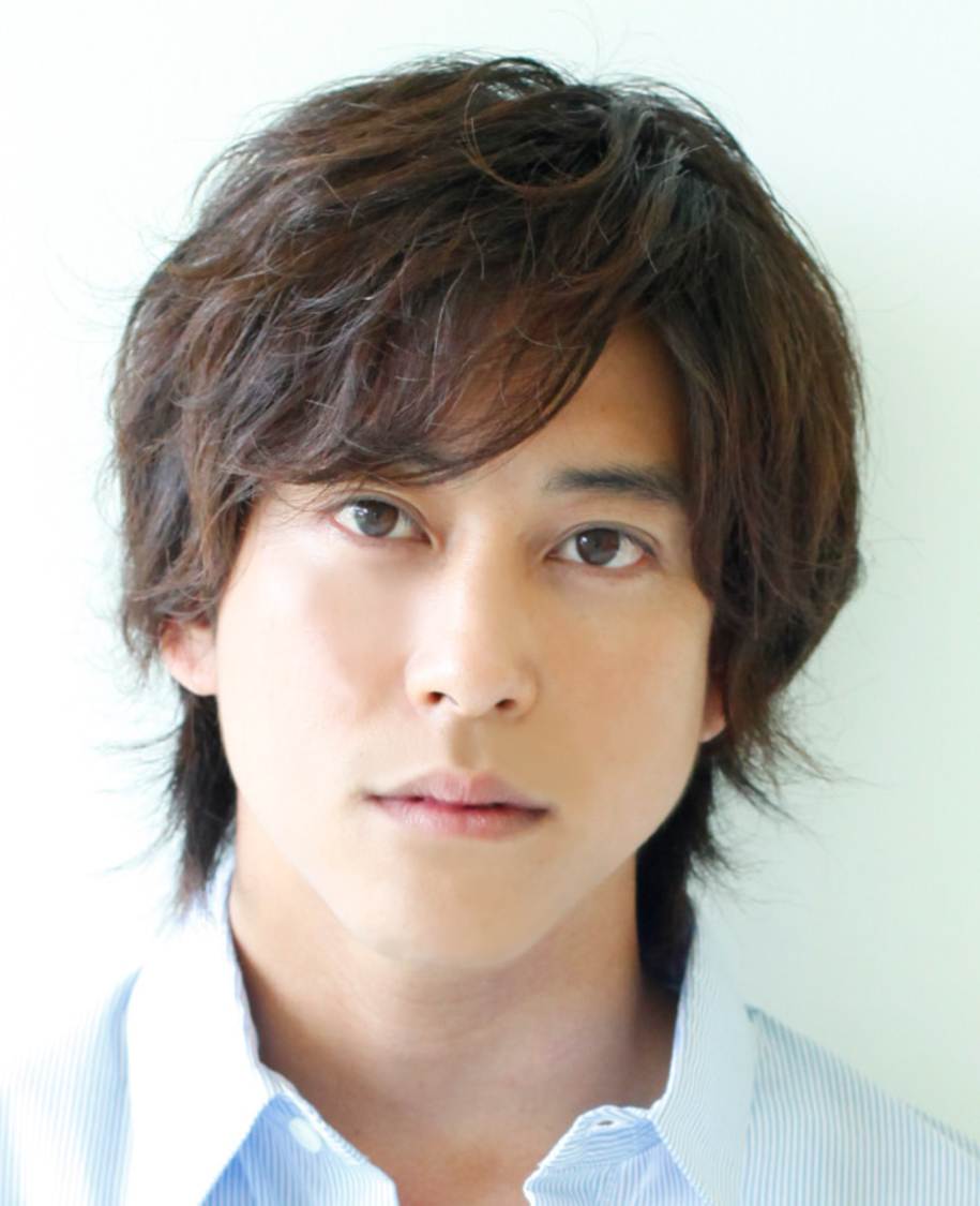 羽山遼介役・佐野岳