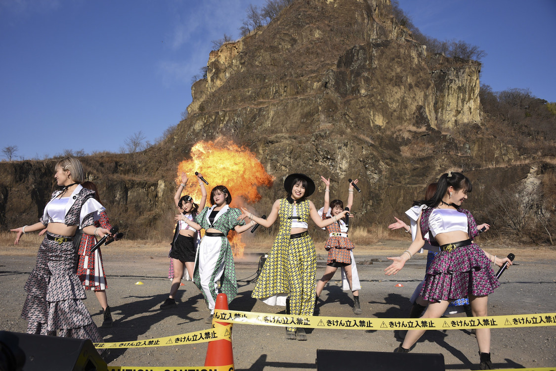 アップアップガールズ（仮）＜ヤバイ爆破ライブバスツアー＞栃木県岩船山（2022年1月29日）