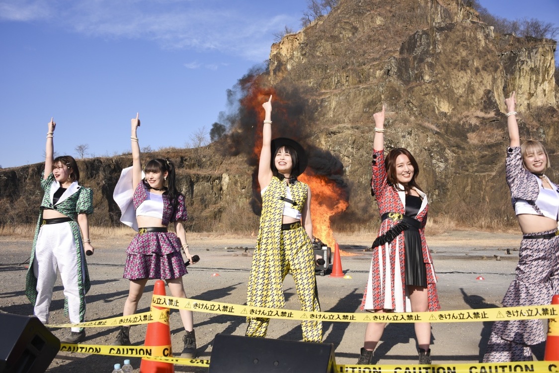 アップアップガールズ（仮）＜ヤバイ爆破ライブバスツアー＞栃木県岩船山（2022年1月29日）
