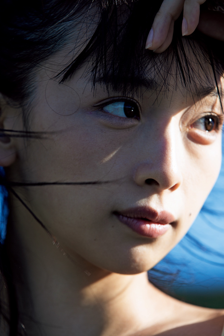 『月刊 華村あすか 今』より（©ND CHOW／小学館）