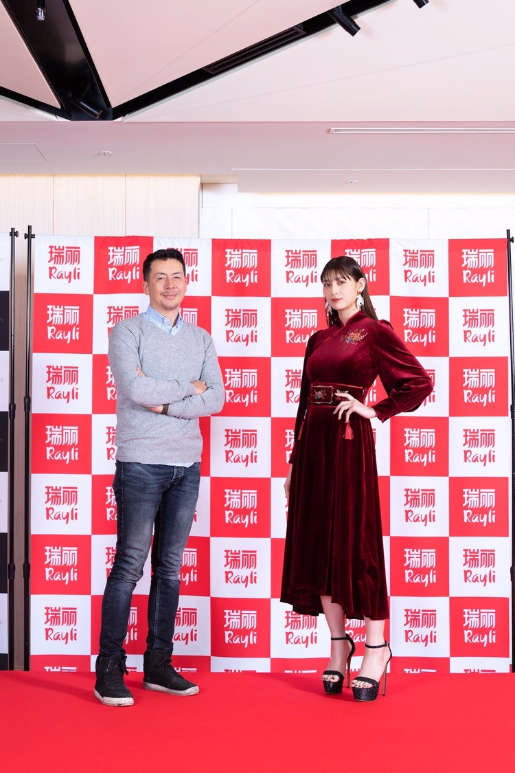 アンジェラ芽衣（(c)瑞麗）