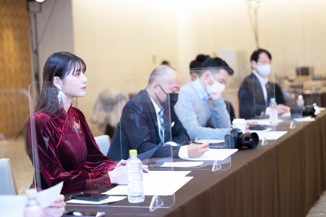 アンジェラ芽衣（(c)瑞麗）