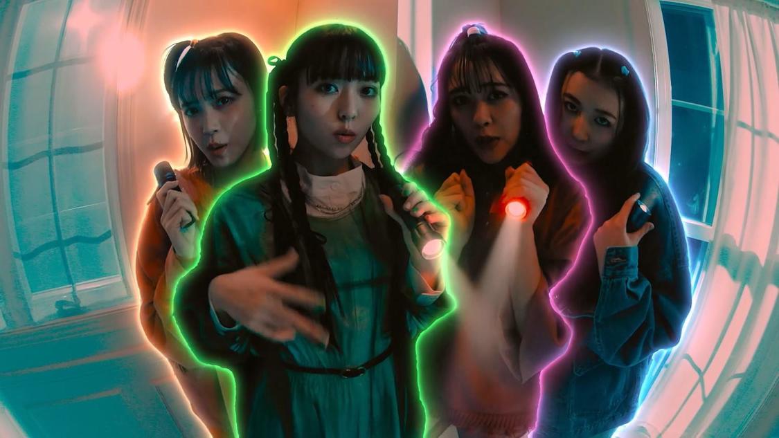 「Lalala Lucky」MVより