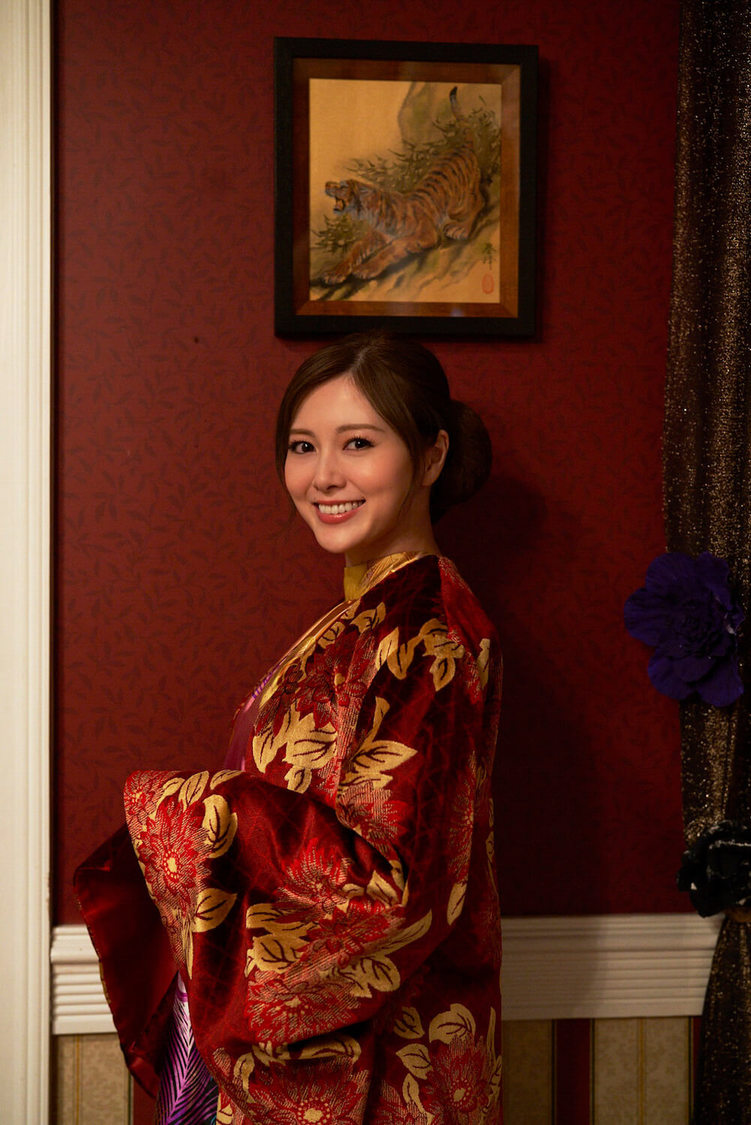 映画『嘘喰い』場面写真（©迫稔雄／集英社 ©2022 映画「嘘喰い」製作委員会）