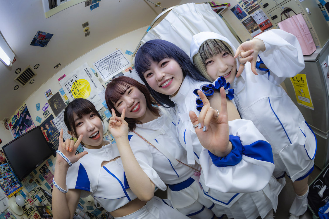 FiDZデビューワンマンライブ＜Lightning＞Spotify O-Crest（2022年1月30日／ライブ撮影：Johji Domon）