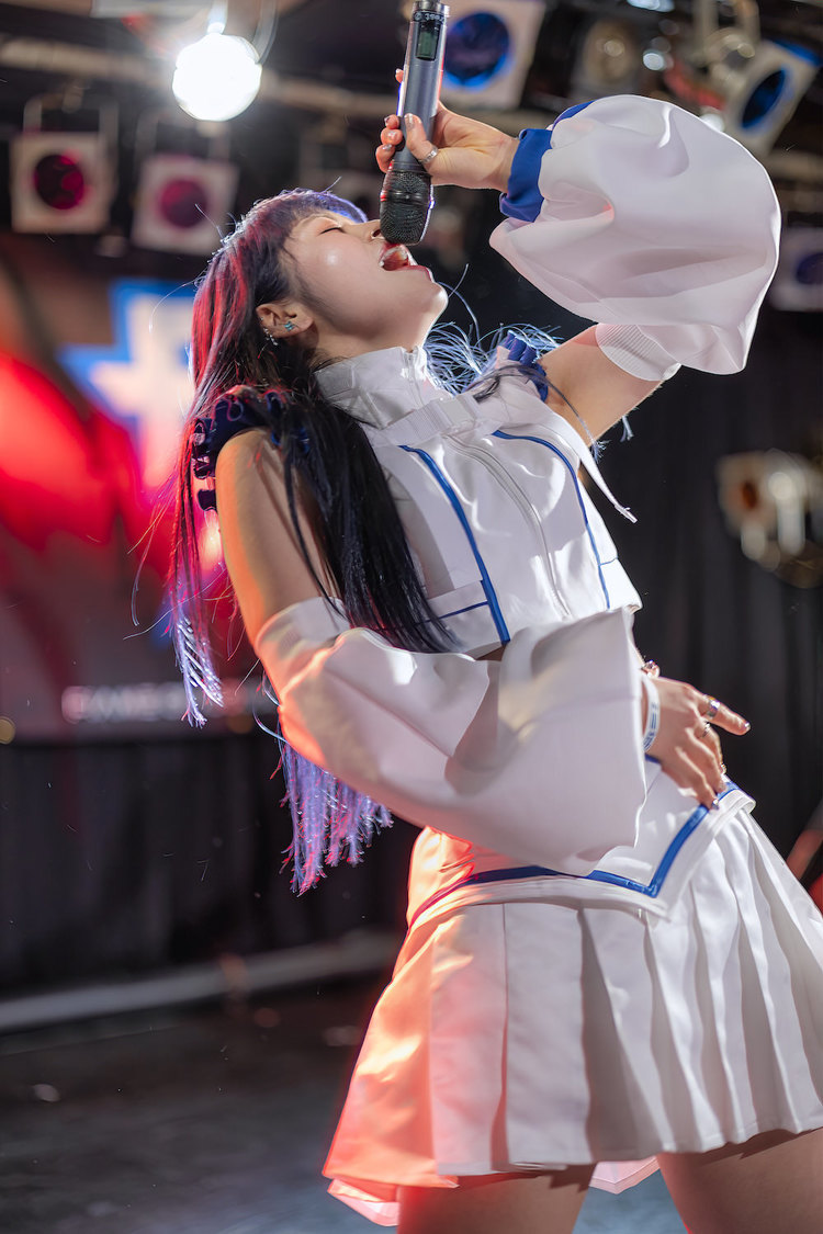 FiDZデビューワンマンライブ＜Lightning＞Spotify O-Crest（2022年1月30日／ライブ撮影：Johji Domon）