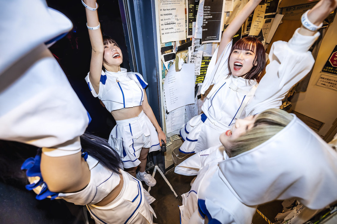 FiDZデビューワンマンライブ＜Lightning＞Spotify O-Crest（2022年1月30日／ライブ撮影：Johji Domon）