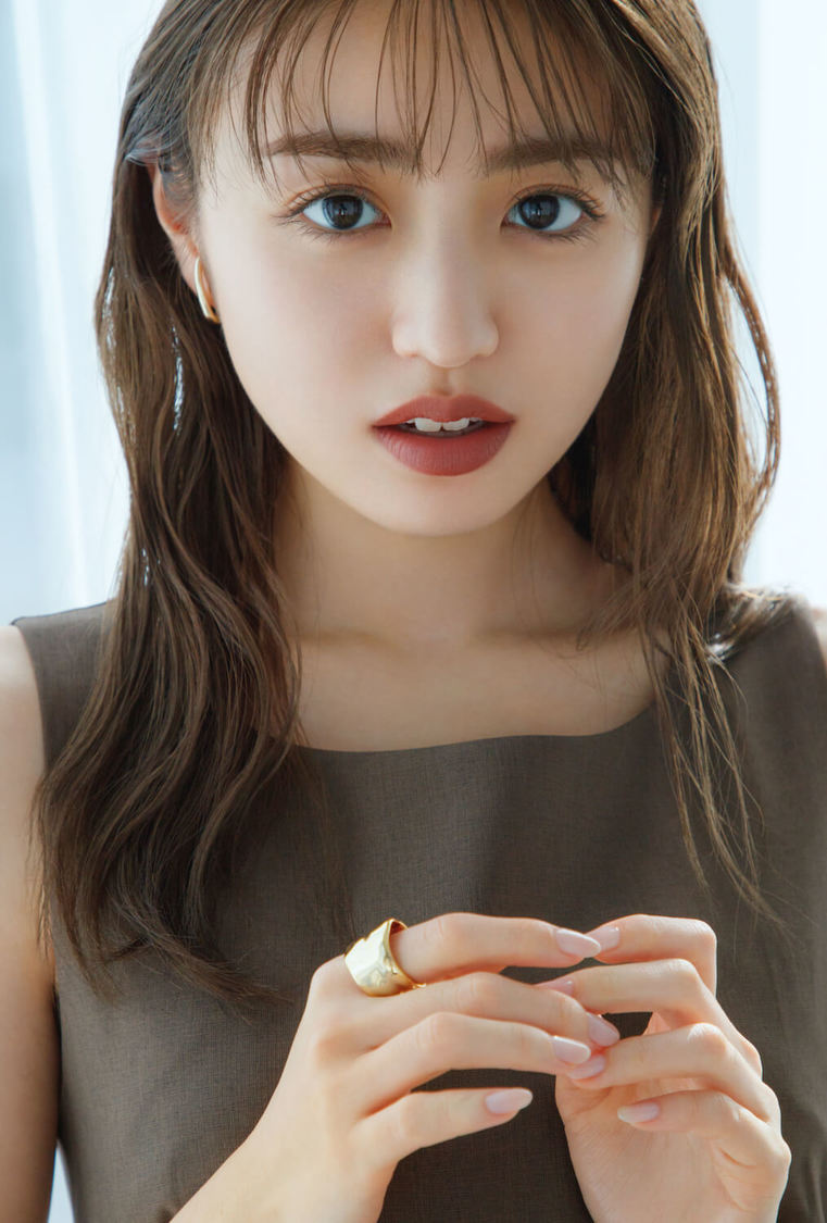 『香音オフィシャルカレンダー2022.4-2023.3』HMV&BOOKS online／HMV店舗／Loppi 購入特典（©SDP）